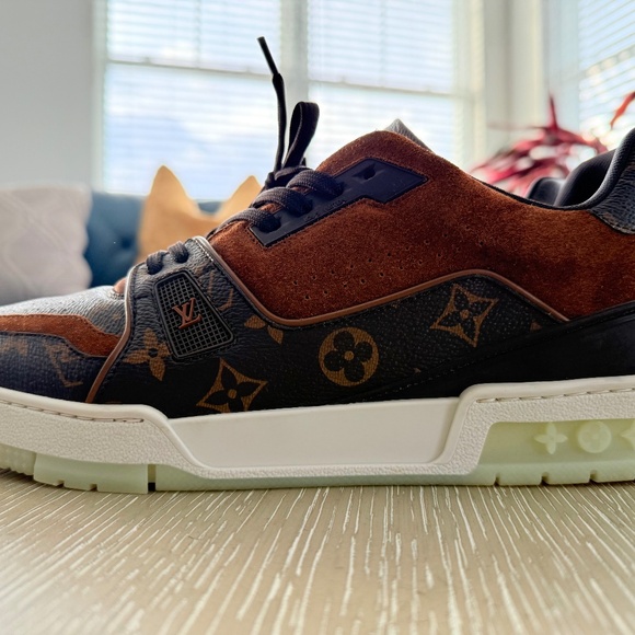 Louis Vuitton Trainer Sneakers - Picture 4 of 9